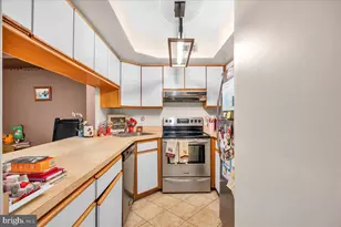 504 Park Pl Dr, Cherry Hill, NJ 08002 - Photo 4