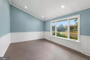 23 N Sunset Dr, Voorhees, NJ 08043 - Photo 10