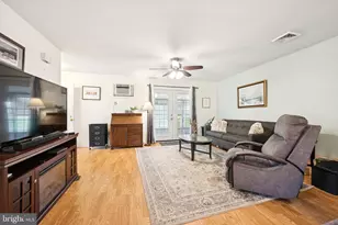 156 Elmtowne Blvd, Hammonton, NJ 08037 - Photo 8