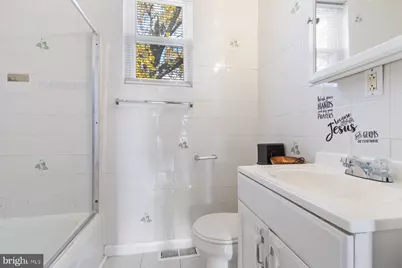 423 Vine Street, Camden, NJ 08102 - Photo 30