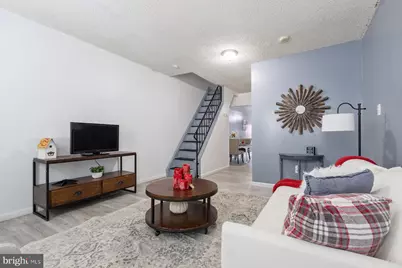 423 Vine Street, Camden, NJ 08102 - Photo 2