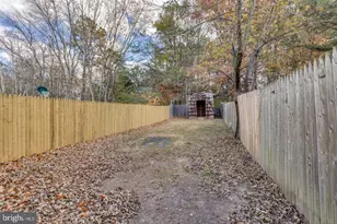 555 W Loch Lomond Dr, Sicklerville, NJ 08081 - Photo 22