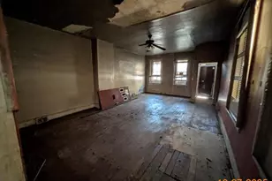 936 Mechanic St, Camden, NJ 08104 - Photo 2