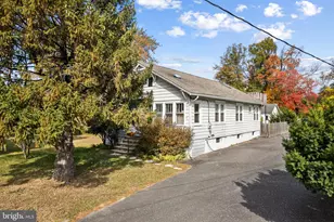 29 E Gloucester Pike, Barrington, NJ 08007 - Photo 2