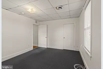 227 W Graisbury Avenue, Audubon, NJ 08106 - Photo 24