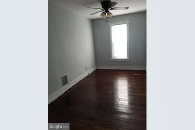 219 Woodlawn Terrace, Collingswood, NJ 08108 - Photo 4