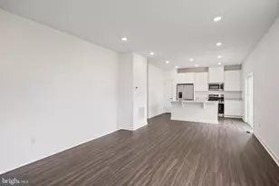 110 Old School House Rd, Sicklerville, NJ 08081 - Photo 8