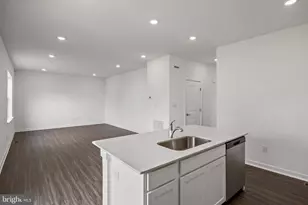 110 Old School House Rd, Sicklerville, NJ 08081 - Photo 12