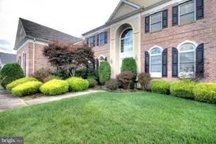 116 Blue Meadow Ln, Sicklerville, NJ 08081 - Photo 2