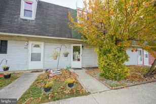 401 La Cascata, Clementon, NJ 08021 - Photo 2