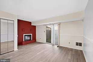 280 La Cascata Tnhs, Clementon, NJ 08021 - Photo 2