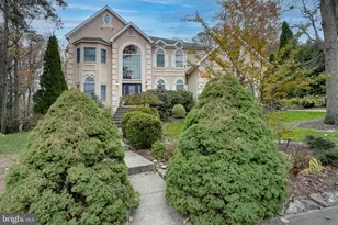 6 Oak Ridge Dr, Voorhees, NJ 08043 - Photo 2