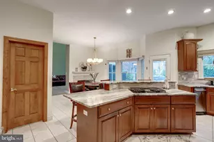 6 Oak Ridge Dr, Voorhees, NJ 08043 - Photo 16