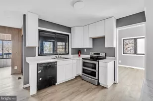 22 Pershing Ln, Sicklerville, NJ 08081 - Photo 14