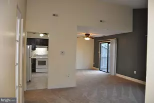 37 Chiswick Dr, Lindenwold, NJ 08021 - Photo 1