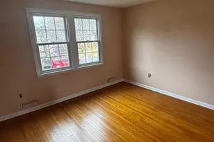 17 Oak Dr, Stratford, NJ 08084 - Photo 2