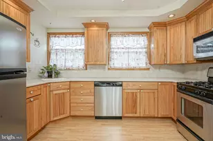 28 Deborah Pl, Gloucester Township, NJ 08012 - Photo 8