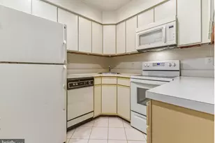 735 Chanticleer, Cherry Hill, NJ 08003 - Photo 6