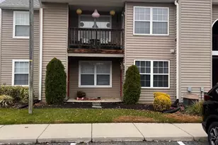 208 Ashley Run, Voorhees, NJ 08043 - Photo 2