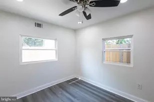 746 Pine St, Camden, NJ 08103 - Photo 2