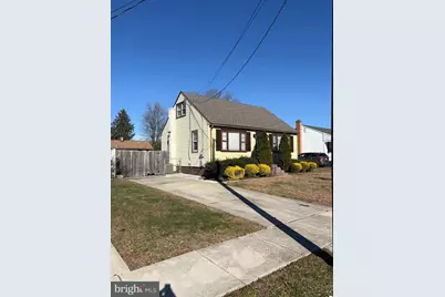 701 W Brooke Avenue, Magnolia, NJ 08049 - Photo 2