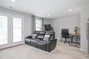 40 Village Green Ln, Sicklerville, NJ 08081 - Photo 6