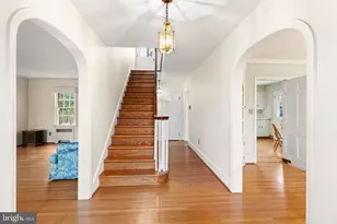 35 Colonial Ridge Dr, Haddonfield, NJ 08033 - Photo 2