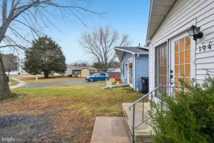 194 Gibbons Ct, Waterford Township, NJ 08004 - Photo 6