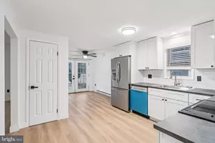 194 Gibbons Ct, Waterford Township, NJ 08004 - Photo 12