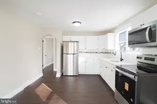 820 Market St, Mount Ephraim, NJ 08059 - Photo 18