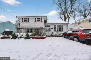 308 Smith Ln, Runnemede, NJ 08078 - Photo 2