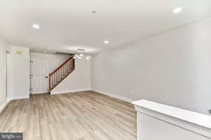 2607 Beacon Hill Dr, Sicklerville, NJ 08081 - Photo 2