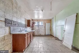 1308 S 4th St, Camden, NJ 08104 - Photo 6