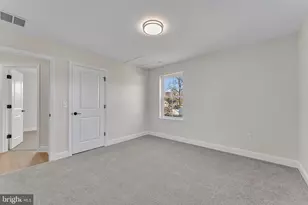 104 E Clearview Ave, Pine Hill, NJ 08021 - Photo 24