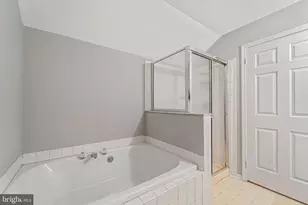 4401 Aberdeen Ln, Gloucester Township, NJ 08012 - Photo 26