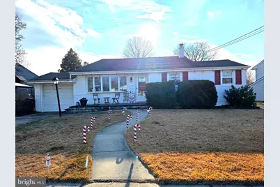 154 Sunnyside Lane, Bellmawr, NJ 08031 - Photo 2