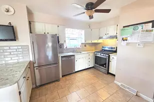 154 Sunnyside Ln, Bellmawr, NJ 08031 - Photo 12