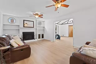 36 Evanine Dr, Berlin, NJ 08009 - Photo 16