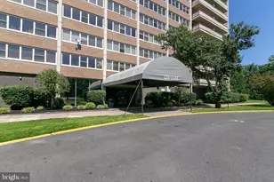 405 Barclay Towers, Cherry Hill, NJ 08034 - Photo 6