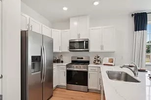 34 Robert Dr, Runnemede, NJ 08078 - Photo 16