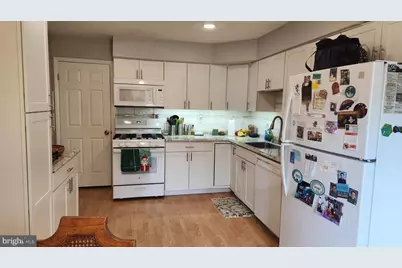 647 Taranto Avenue, Gloucester Township, NJ 08012 - Photo 6