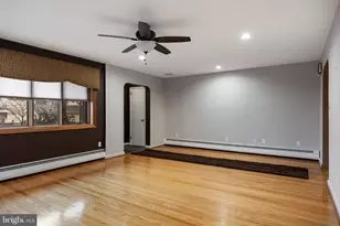 55 E Evesham Rd, Runnemede, NJ 08078 - Photo 6