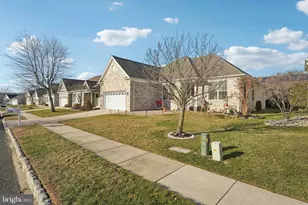 11 Kristian Dr, Sicklerville, NJ 08081 - Photo 4