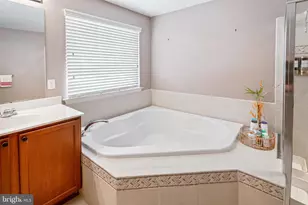 17 Westbury Dr, Berlin, NJ 08009 - Photo 38