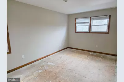 202 Bartal Court, Waterford Township, NJ 08004 - Photo 8