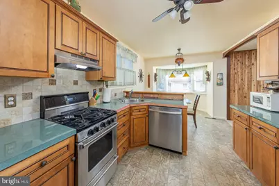 110 Lake View Avenue, Gloucester Township, NJ 08012 - Photo 28