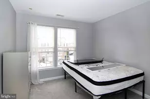 100 Colts Neck Dr, Sicklerville, NJ 08081 - Photo 32