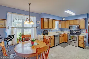 19 Devonshire Ct, Sicklerville, NJ 08081 - Photo 6