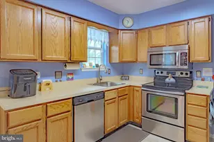 19 Devonshire Ct, Sicklerville, NJ 08081 - Photo 4