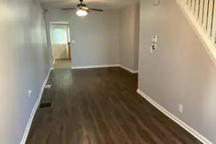 228 Orange St, Gloucester City, NJ 08030 - Photo 2